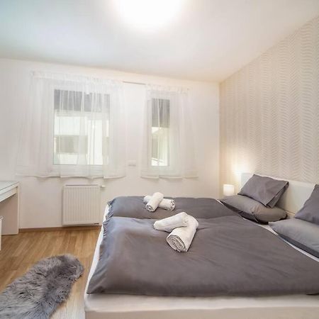 Grace Pine Apartment 1 부다페스트 외부 사진